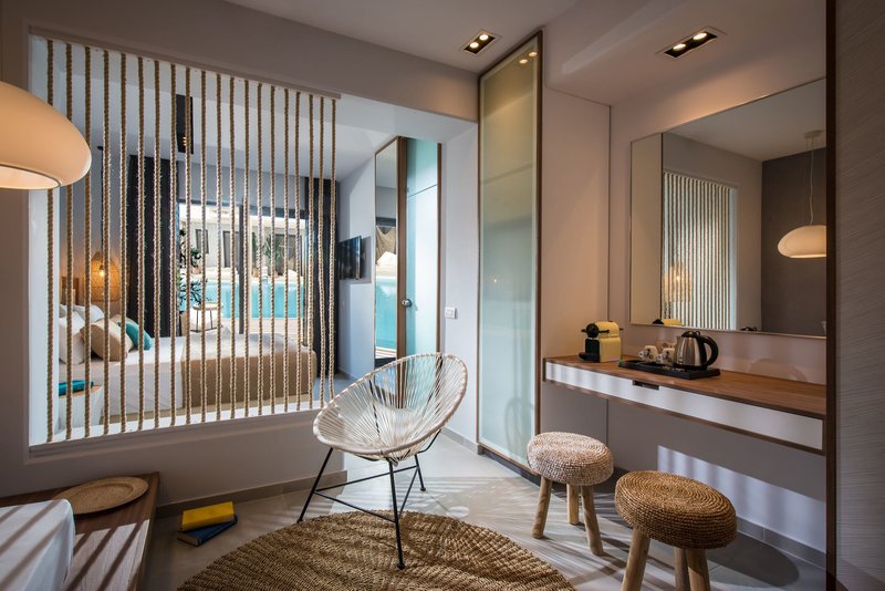 Paralos Lifestyle Beach 48