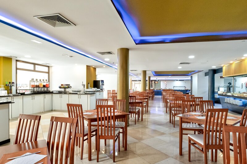 Hotel Chatur Costa Caleta 43