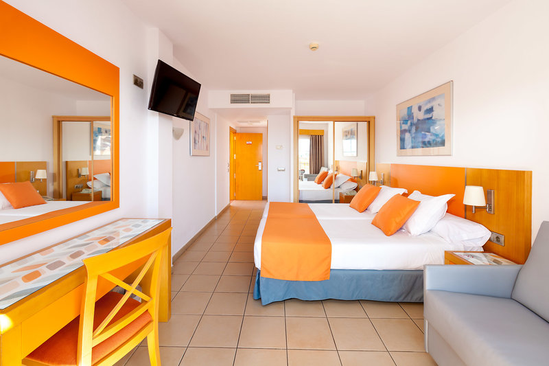 Hotel Chatur Costa Caleta 51
