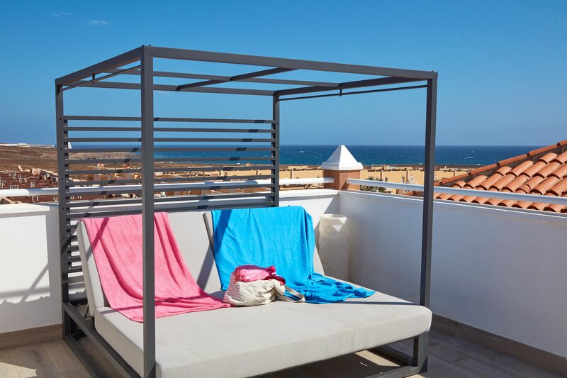 Costa Caleta 47