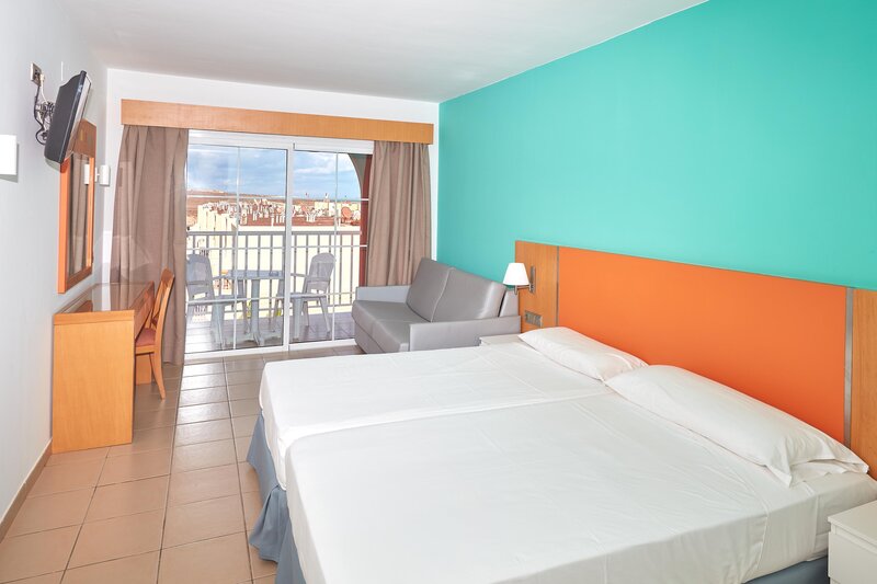 Costa Caleta 20 - Room Example