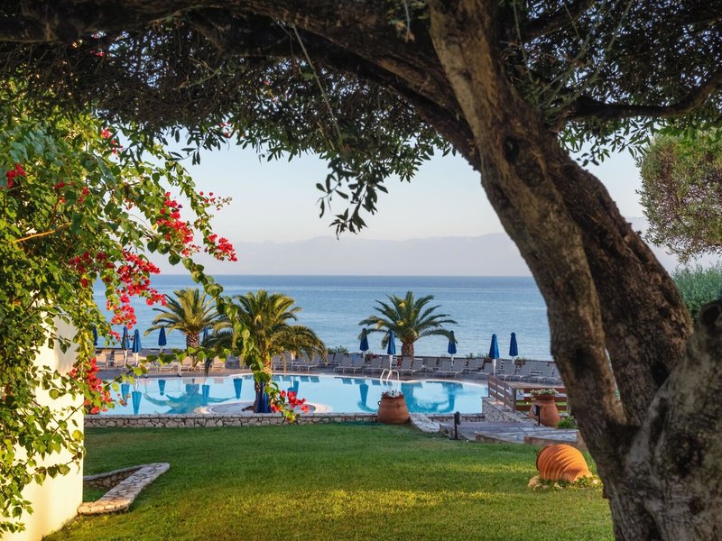 Mareblue Beach Corfu Resort 7
