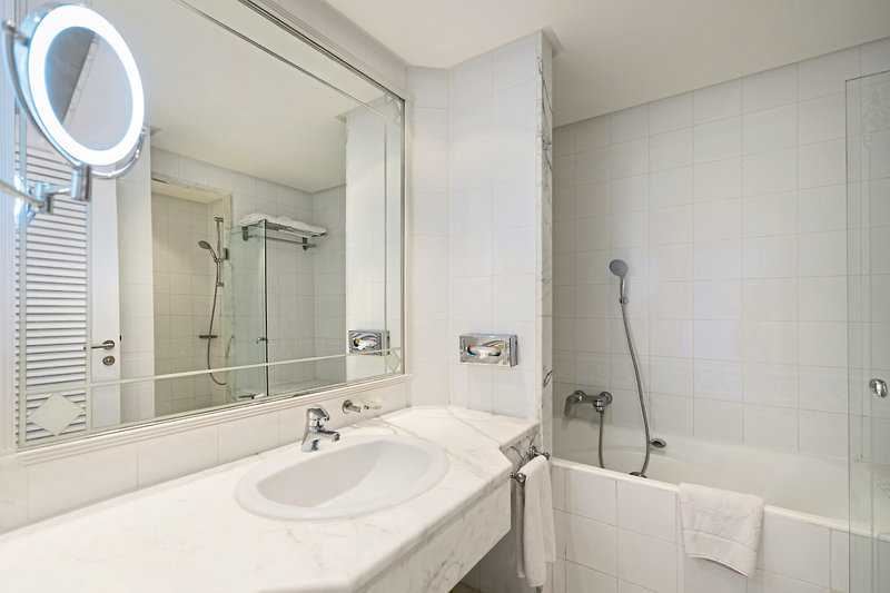 Radisson Blu Palace Resort & Thalasso 11