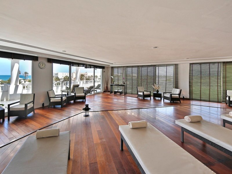 Radisson Blu Palace Resort & Thalasso 21