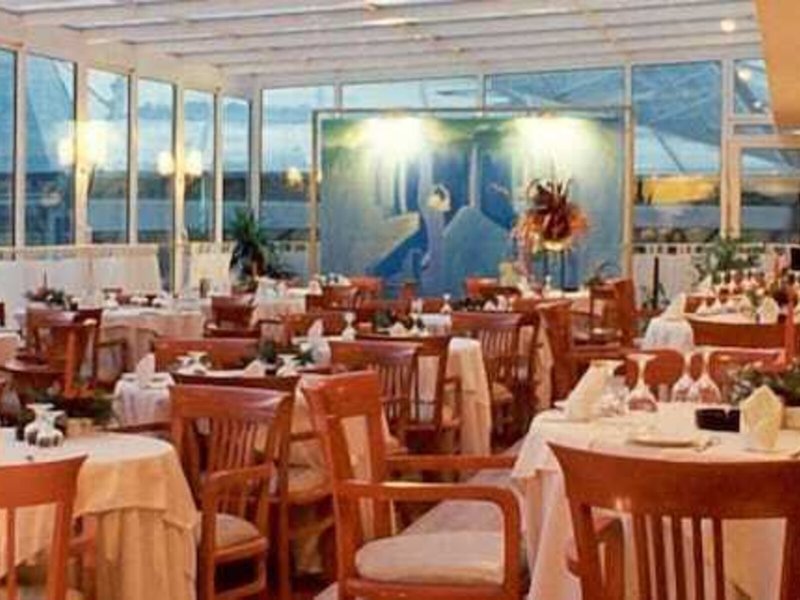 Philippion Hotel 23