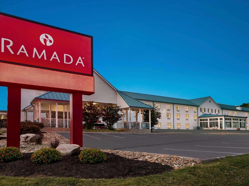 Ramada Pigeon Forge North