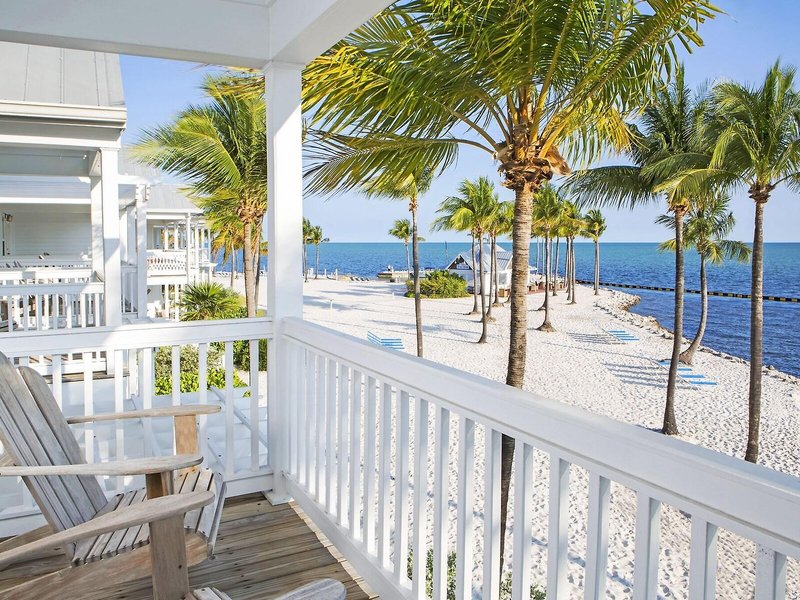 Tranquility Bay Beachfront Resort 5