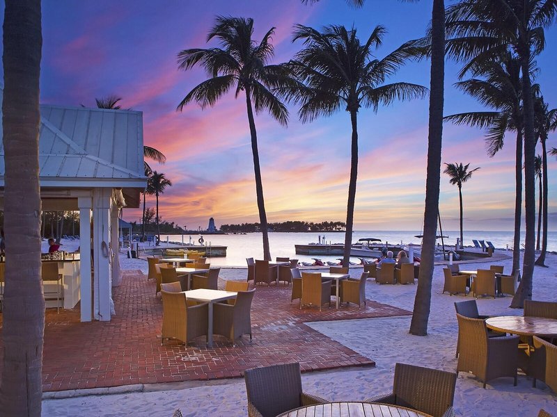 Tranquility Bay Beachfront Resort 13