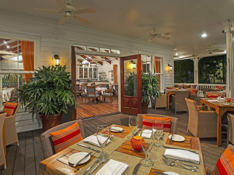 Tranquility Bay Beachfront Resort 35