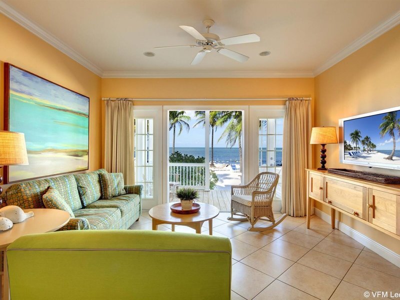 Tranquility Bay Beachfront Resort 45