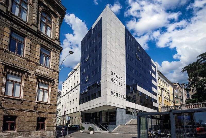 Grand Hotel Bonavia 9