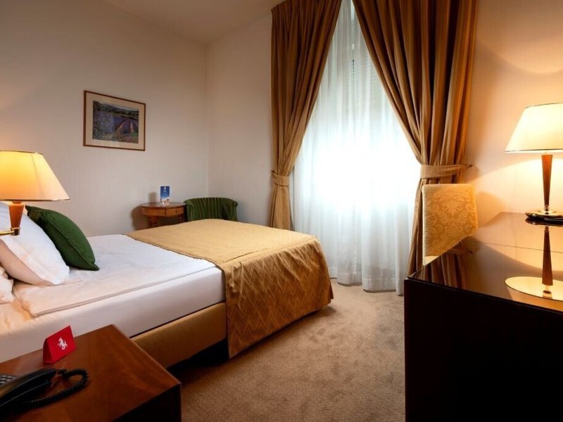 Grand Hotel Bonavia 28