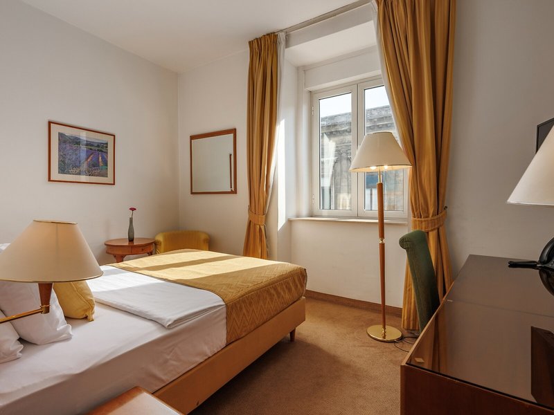 Grand Hotel Bonavia 32