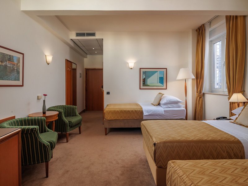 Grand Hotel Bonavia 38