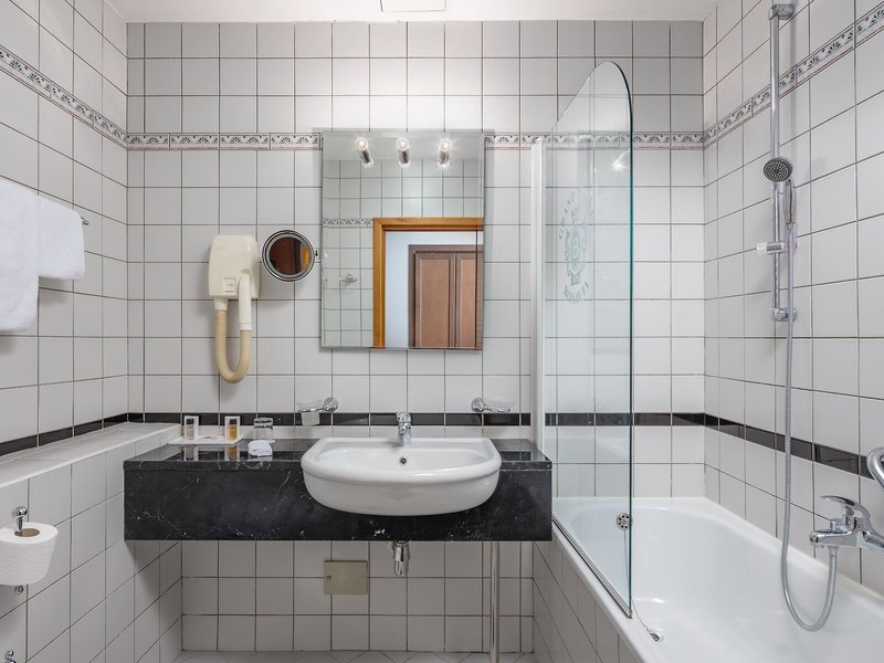 Grand Hotel Bonavia 41