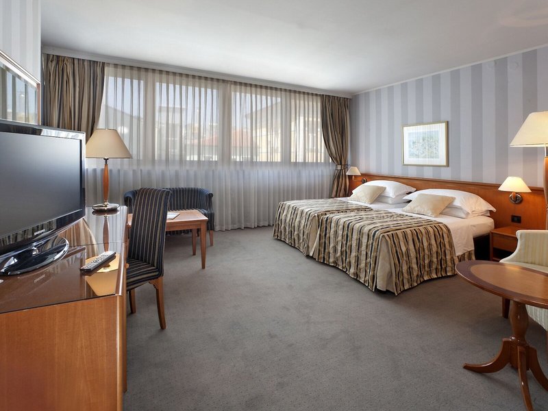 Grand Hotel Bonavia 47