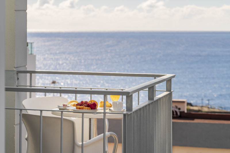 Madeira Bright Star 12