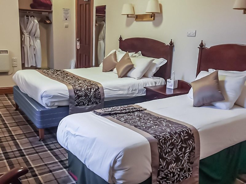 Muthu Alexandra Hotel 47 - Room Example