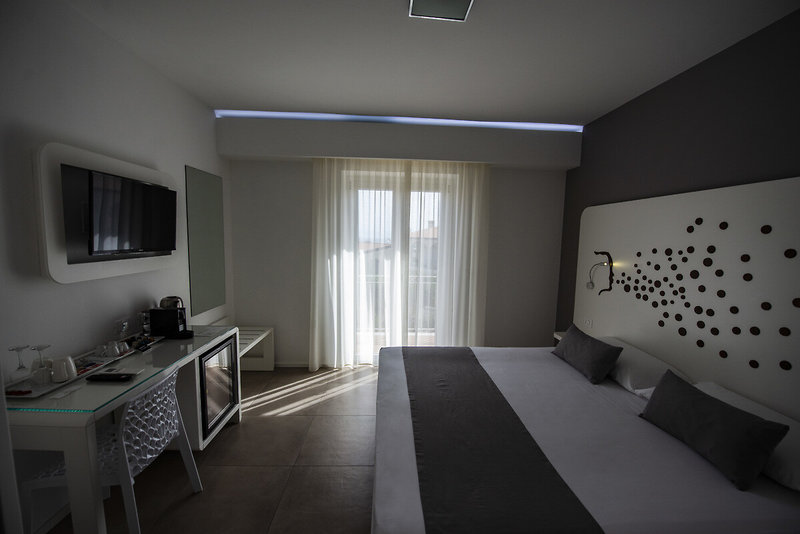 Aether Suites Tropea 5