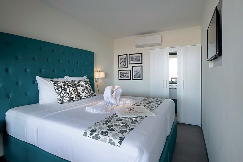 The Ritz Village 23