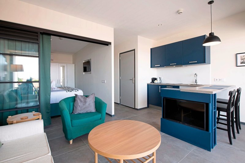 The Ritz Village 26