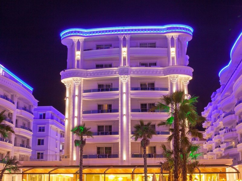 Hotel Grand Blue Fafa 4