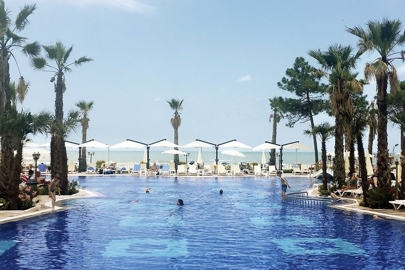Grand Blue Fafa Resort 4