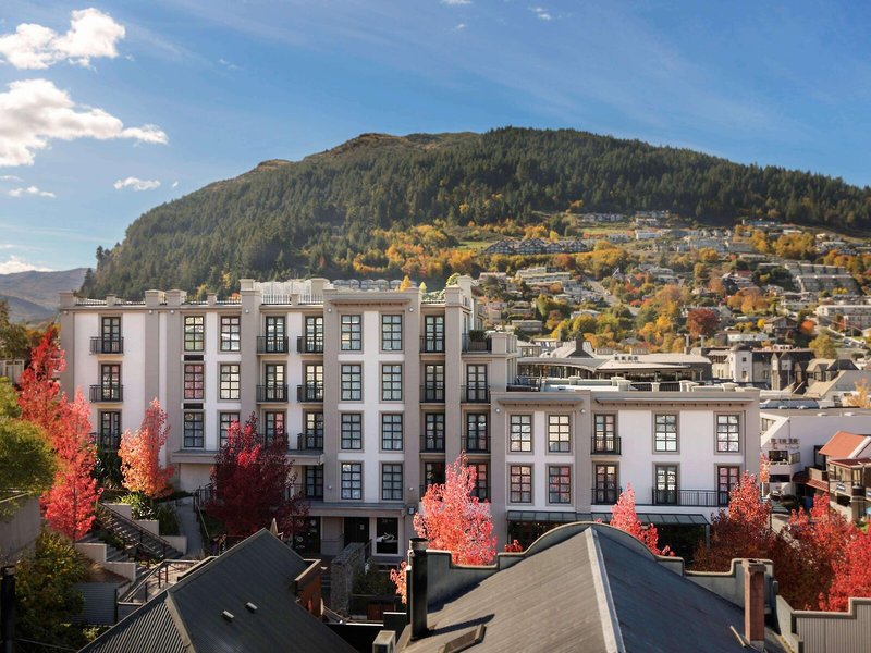Sofitel Queenstown Hotel & Spa 1