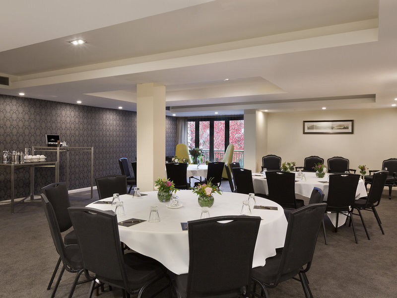 Sofitel Queenstown Hotel & Spa 8