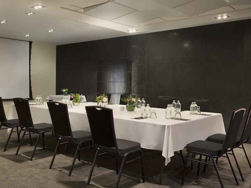 Sofitel Queenstown Hotel & Spa 9