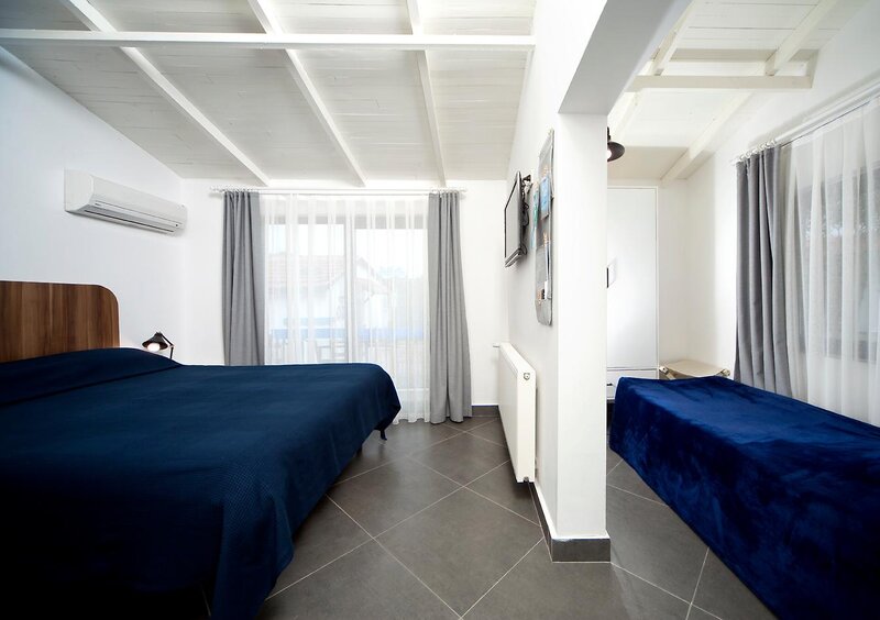 Maya Bistro Hotel Beach 35