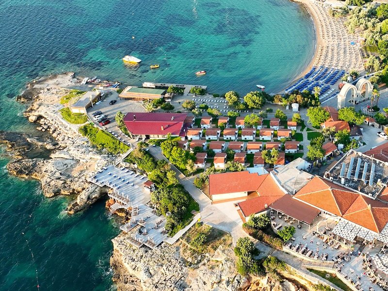 Maya Bistro Hotel Beach 16 - Beach