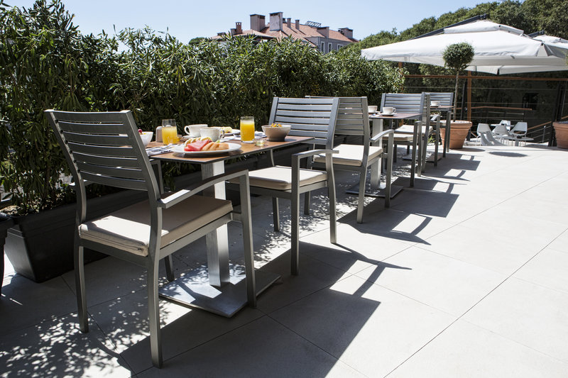 Marvie Hotel 4