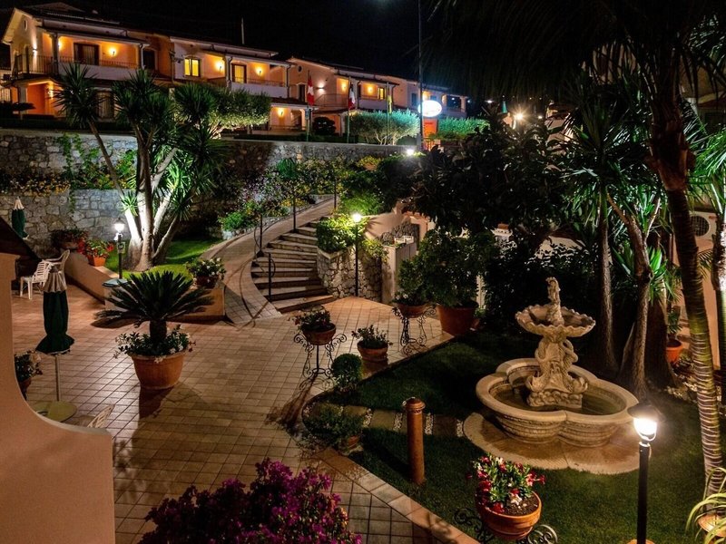 Hotel Ristorante Borgo La Tana