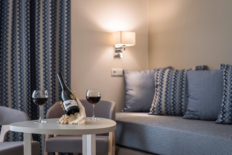 Vantaris Garden 27 - Room Example