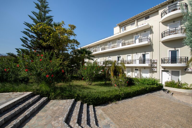 Vantaris Garden 18