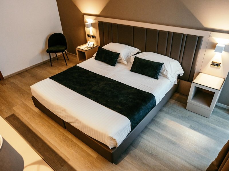 Grand Hotel La Chiusa di Chietri 9