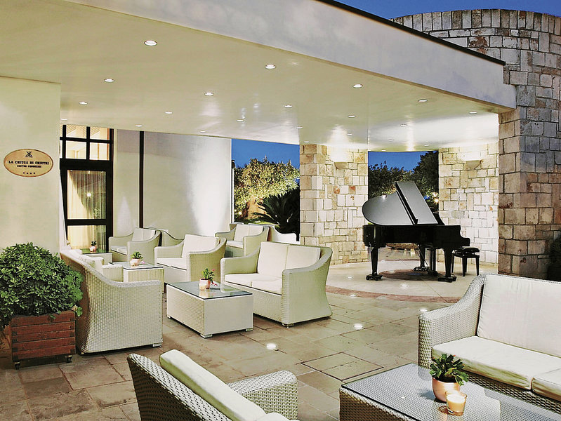 Grand Hotel La Chiusa di Chietri 10