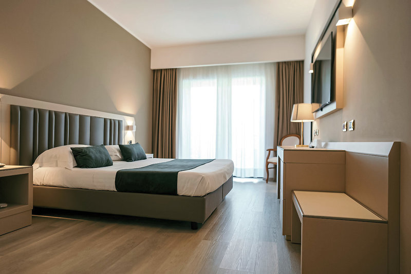 Grand Hotel La Chiusa di Chietri 14