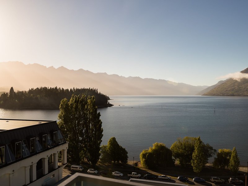 QT Queenstown 6