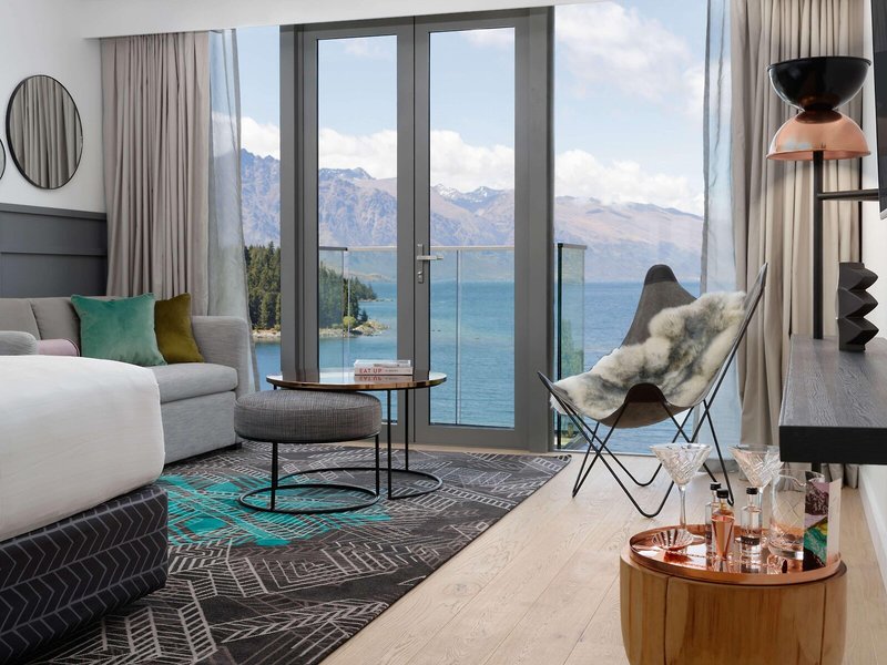 QT Queenstown 21