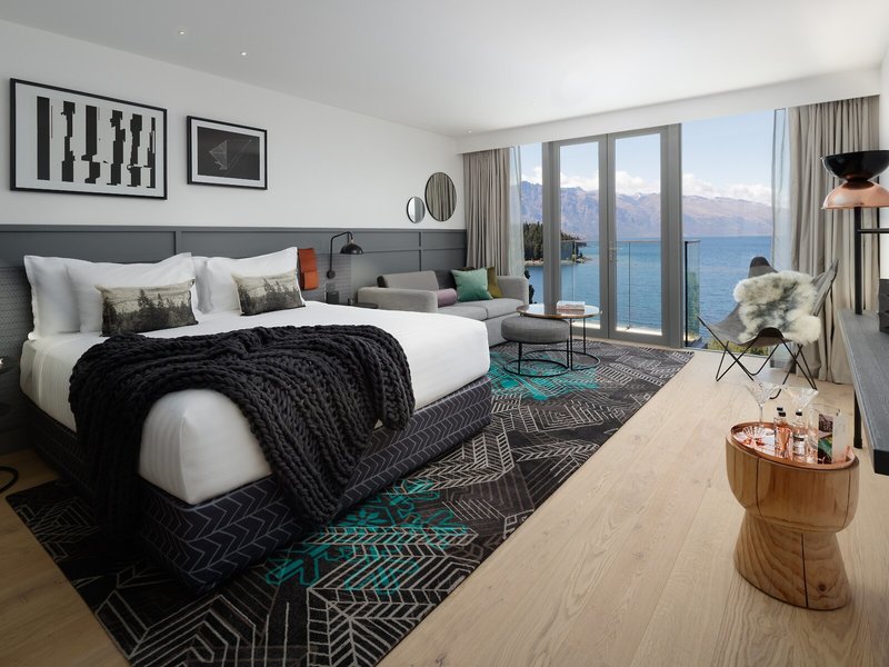 QT Queenstown 50