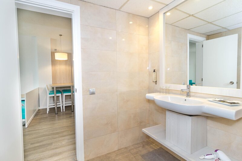 Eix Lagotel Hotel & Apartamentos 20