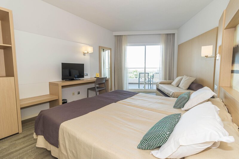 Eix Lagotel Hotel & Apartamentos 70