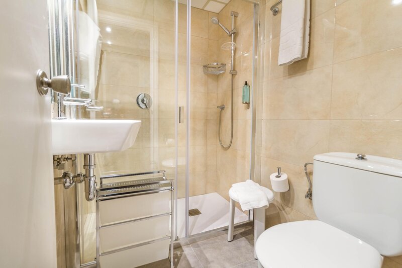 Eix Lagotel Hotel & Apartamentos 84