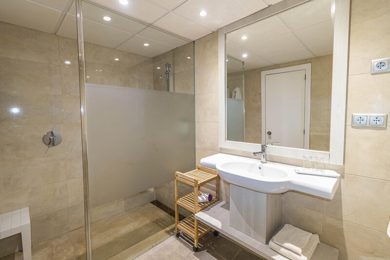 Eix Lagotel Hotel & Apartamentos 86