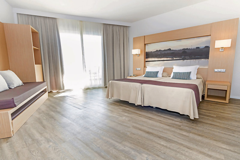 Eix Lagotel Hotel & Apartamentos 13