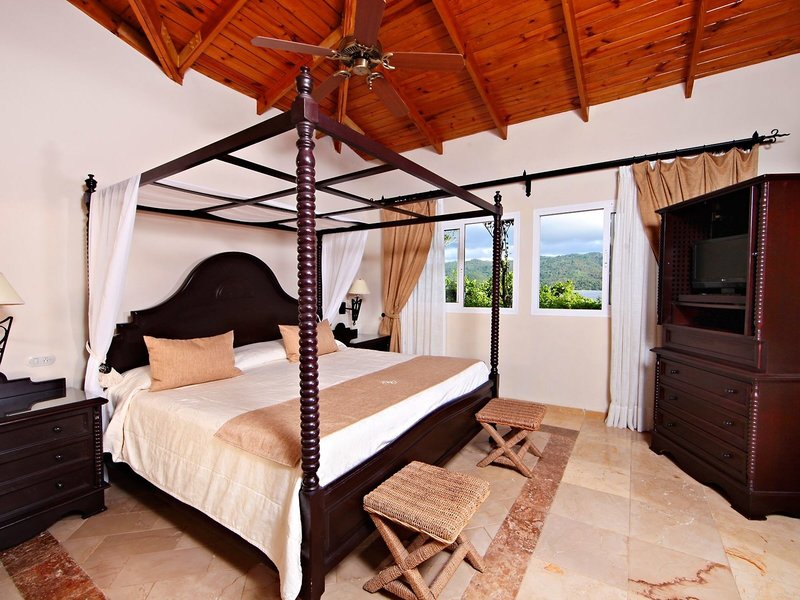 Luxury Bahia Principe Cayo Levantado 47