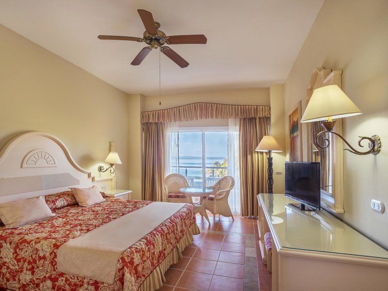 Eurostars Grand Cayacoa 43