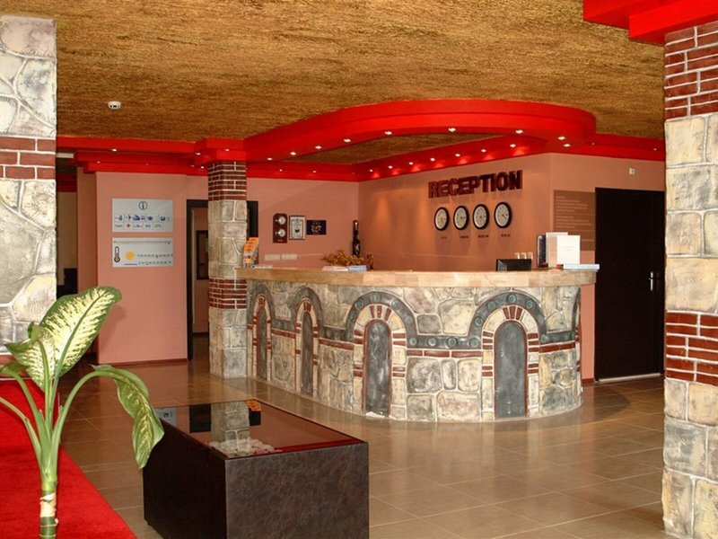 Hotel Amaris 25